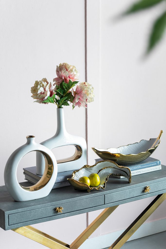 AB - CERAMIC TABLE LEAF