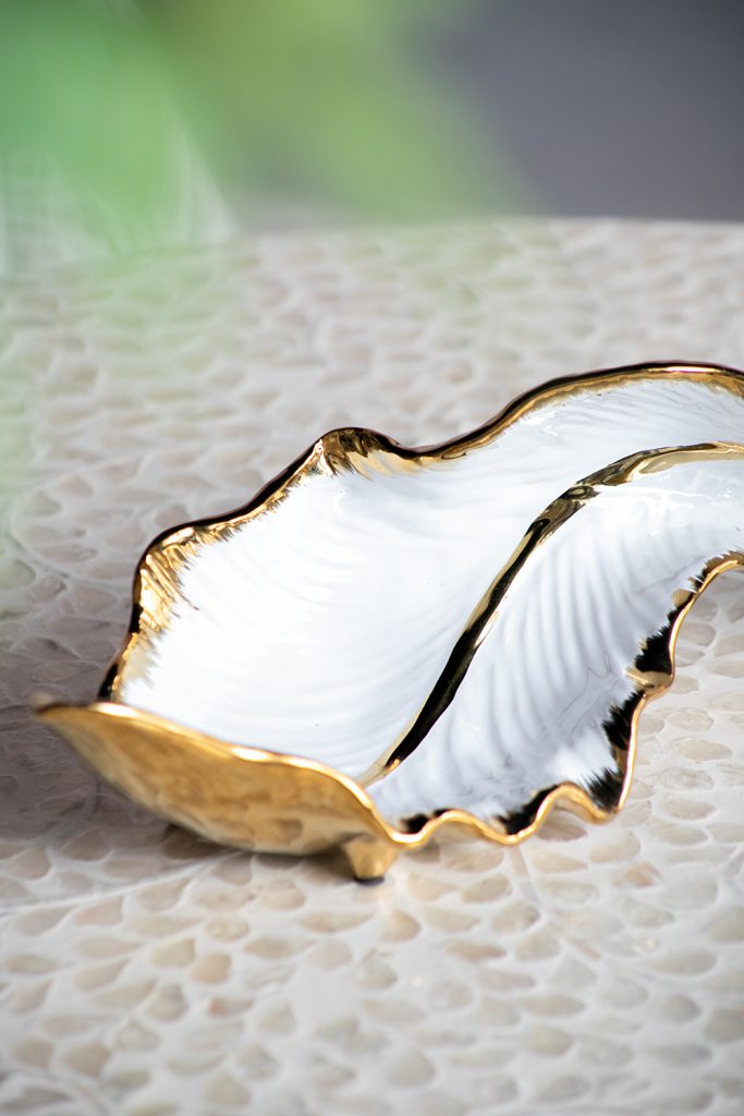 AB - CERAMIC TABLE LEAF