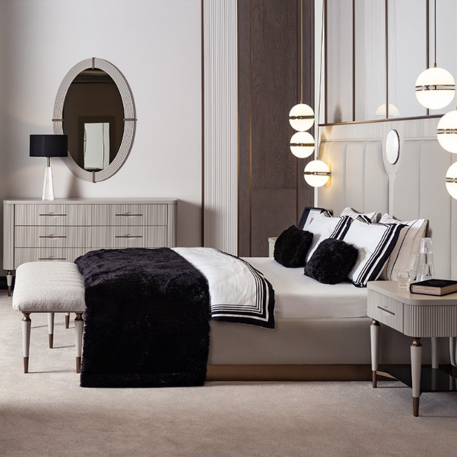 GB - ECRUE DRESSER & MIRROR