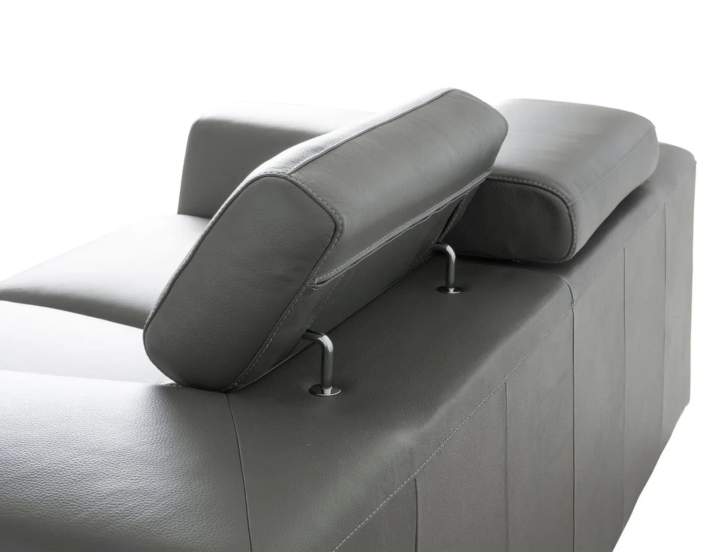 MB - ICON LEATHER LOVESEAT