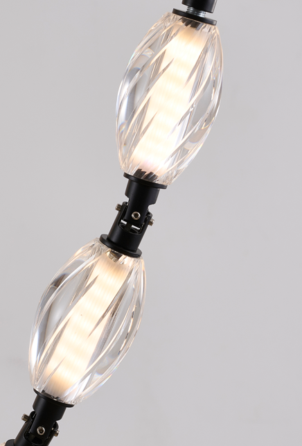 BT -  BL01C106BLK CHANDELIER