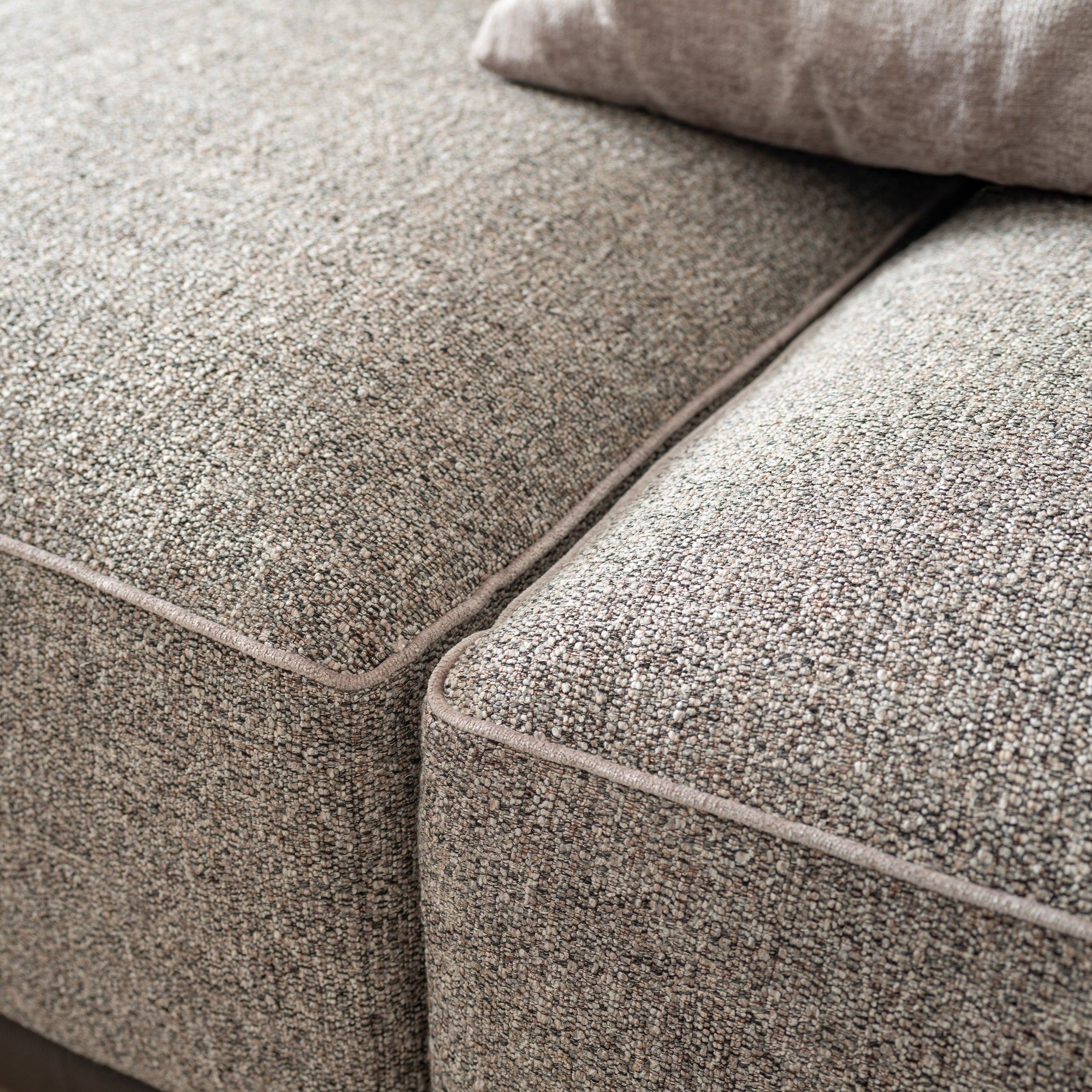 GB - AURA MODULAR SOFA